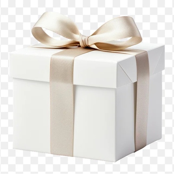 Women’s MYSTERY BOX 📦 - Picture 1 of 1